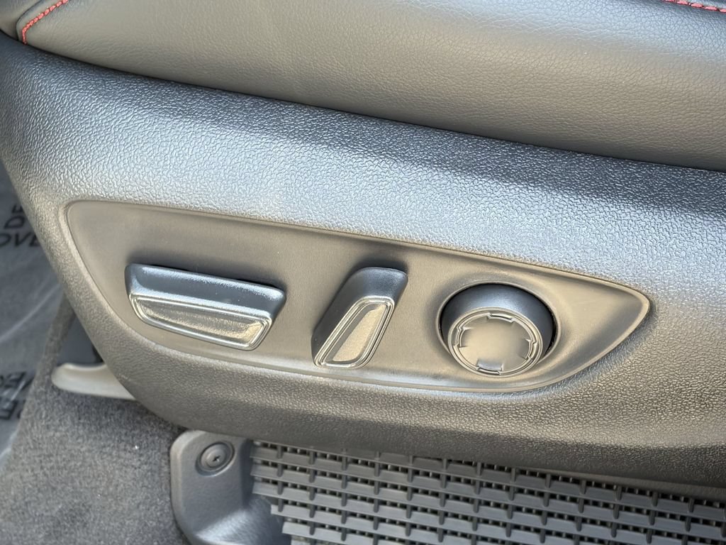 Certified 2026 Toyota Sienna XSE FWD image 26