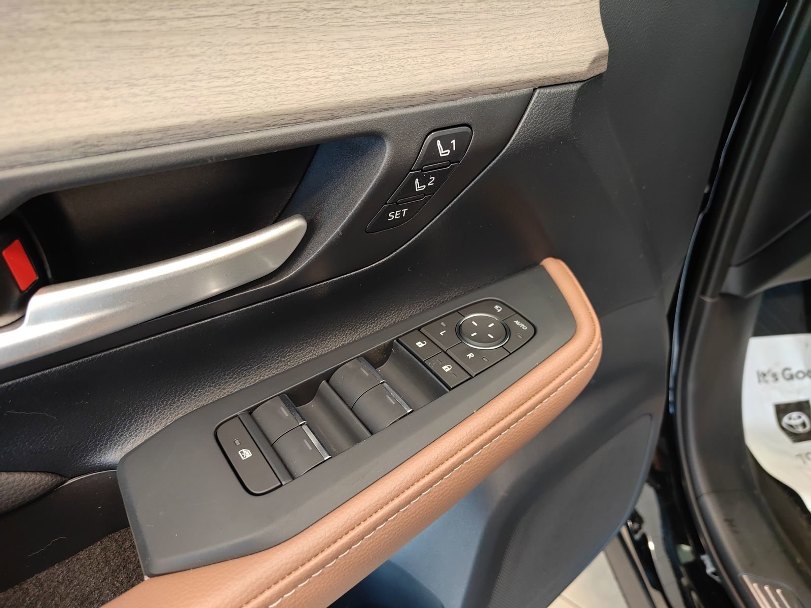 New 2026 Toyota Grand Highlander Platinum image 11