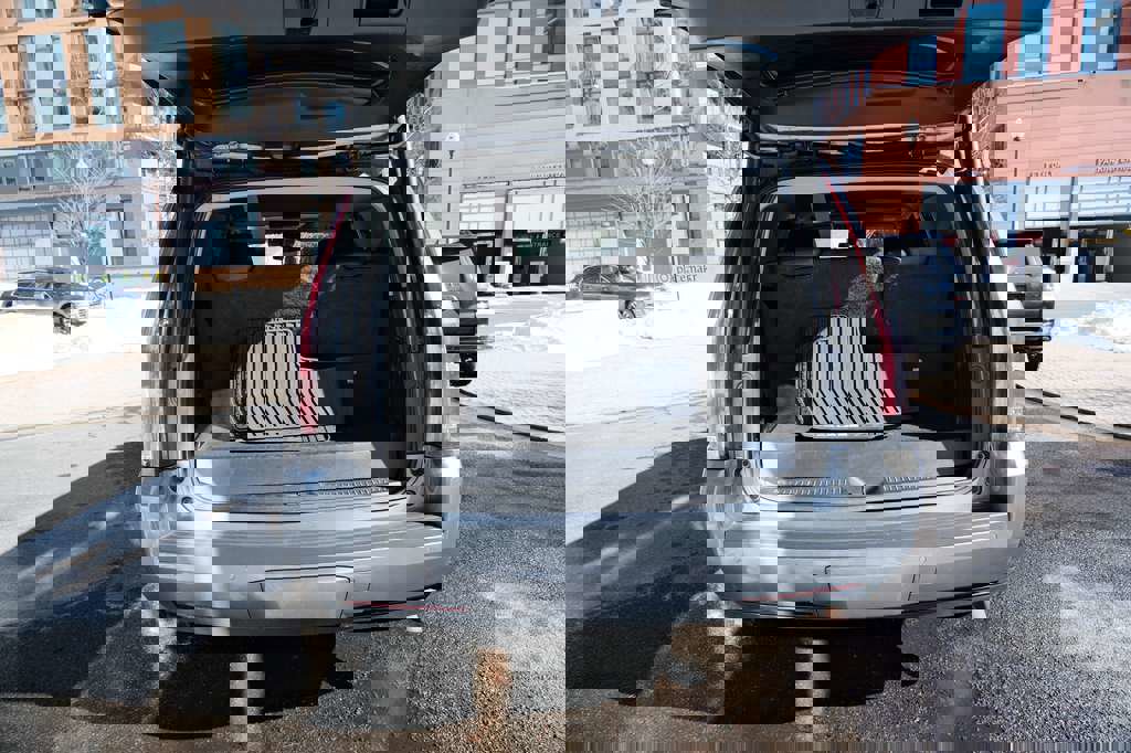 Used 2020 Cadillac Escalade Luxury image 10