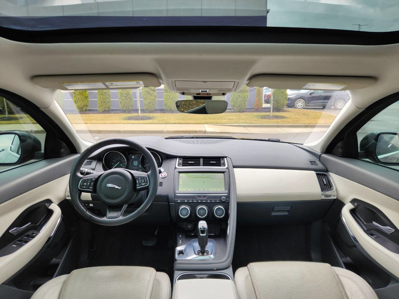 Used 2018 Jaguar E-PACE S image 7