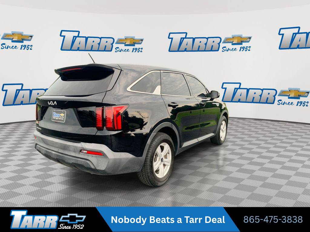 Used 2023 Kia Sorento LX FWD image 8