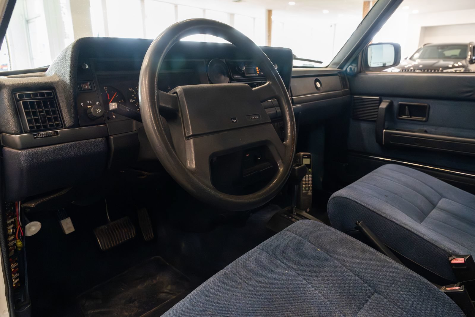 Used 1989 Volvo 240 DL RWD image 20