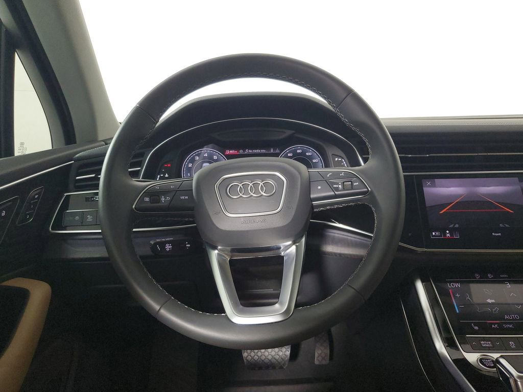 Used 2025 Audi Q7 3.0T Premium w/ Convenience Package AWD/4WD image 16