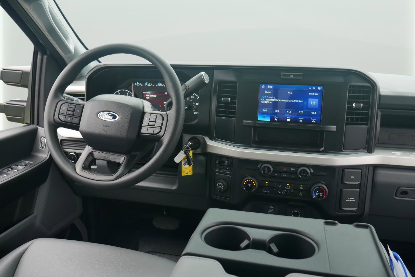 New 2025 Ford F250 XL w/ XL Chrome Package image 63