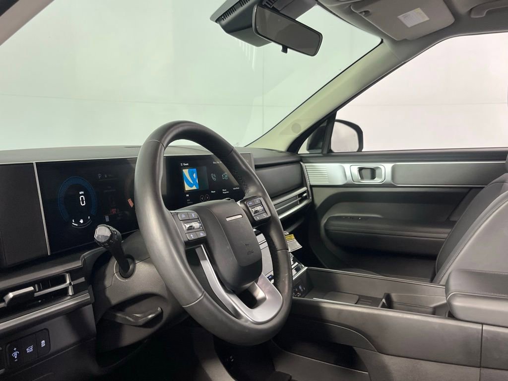 Used 2025 Hyundai Santa Fe SEL image 22