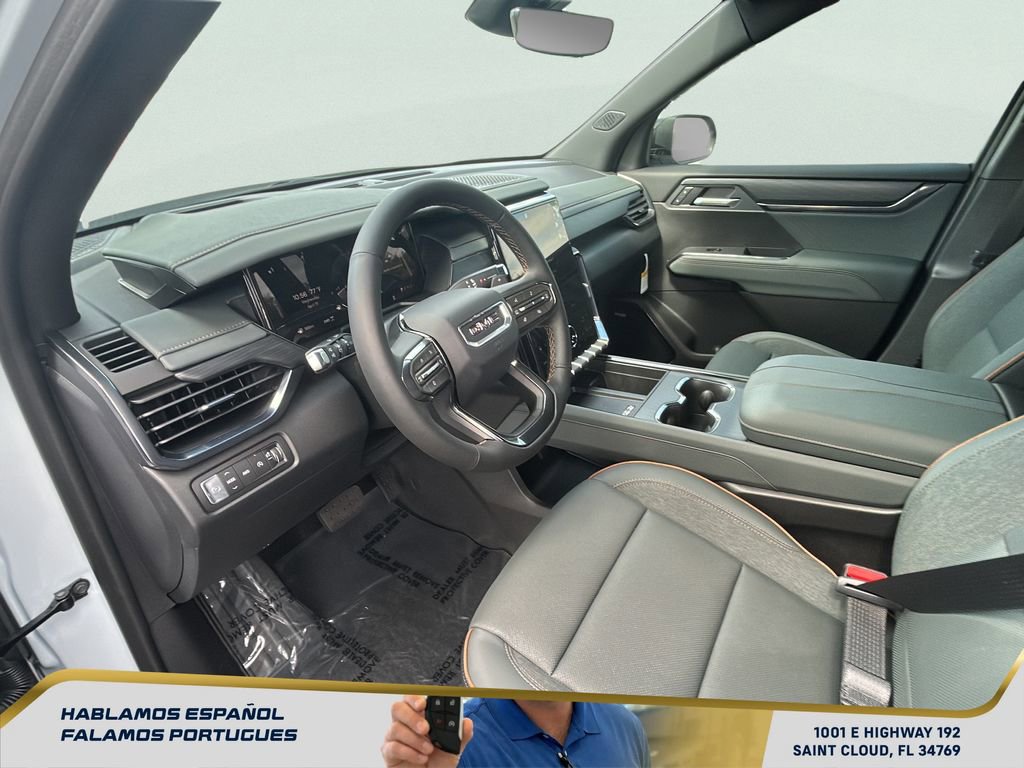 New 2026 GMC Acadia AT4 w/ Luxury Package AWD/4WD image 13