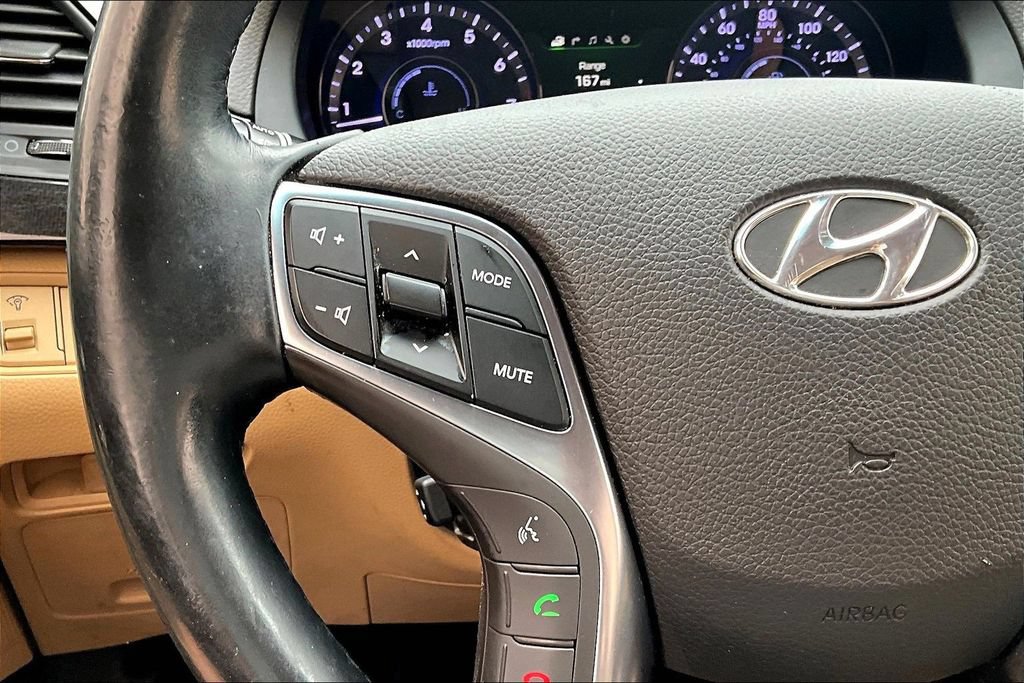 Used 2015 Hyundai Azera FWD image 18