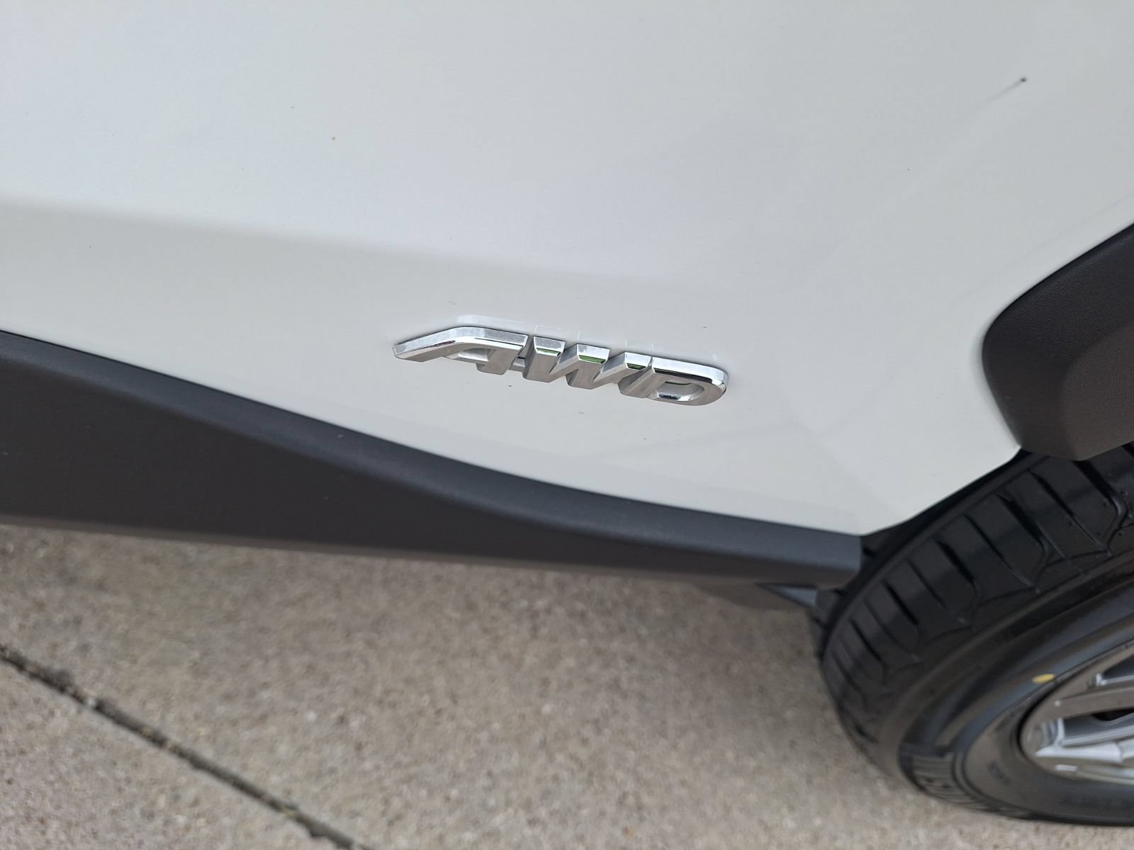 Used 2023 Toyota RAV4 XLE Premium AWD/4WD image 14