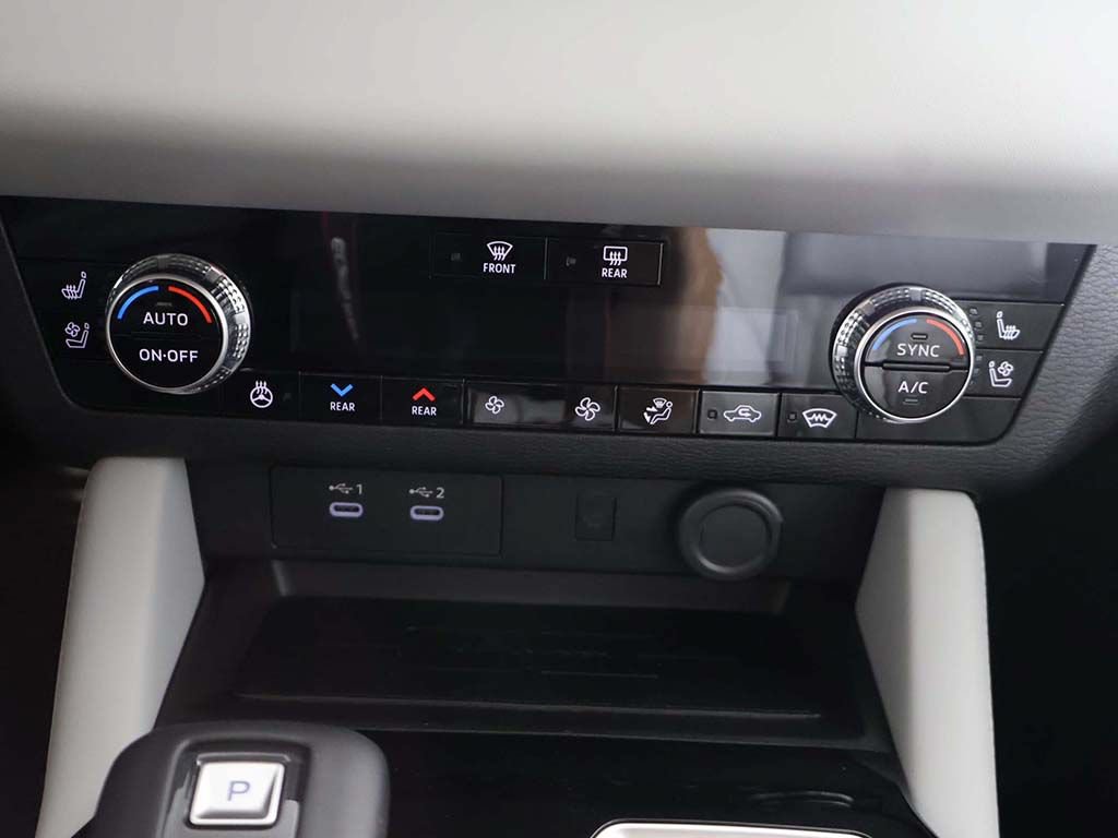 New 2026 Mitsubishi Outlander SEL AWD/4WD image 54