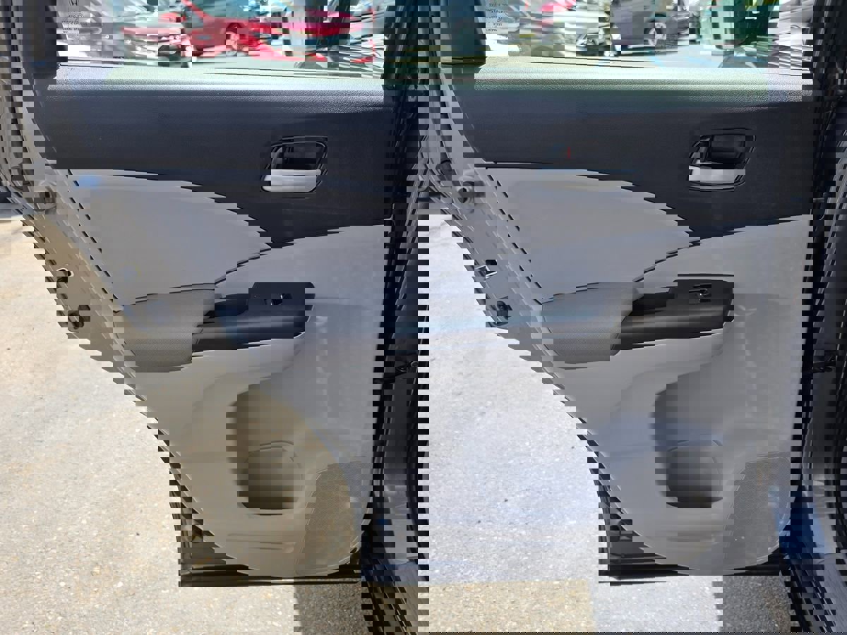 Used 2013 Honda CR-V LX image 21