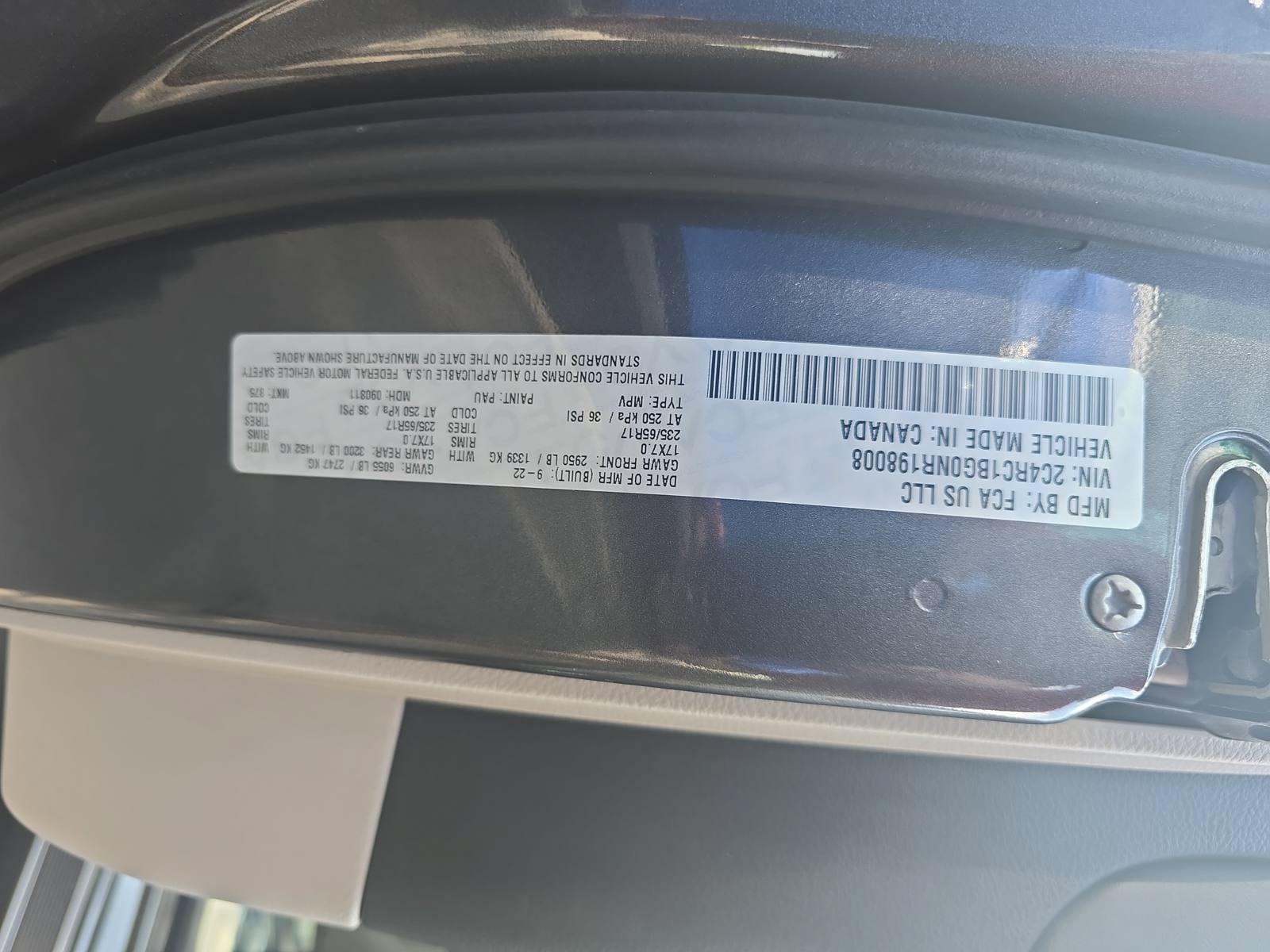 Used 2022 Chrysler Pacifica Touring-L FWD image 38