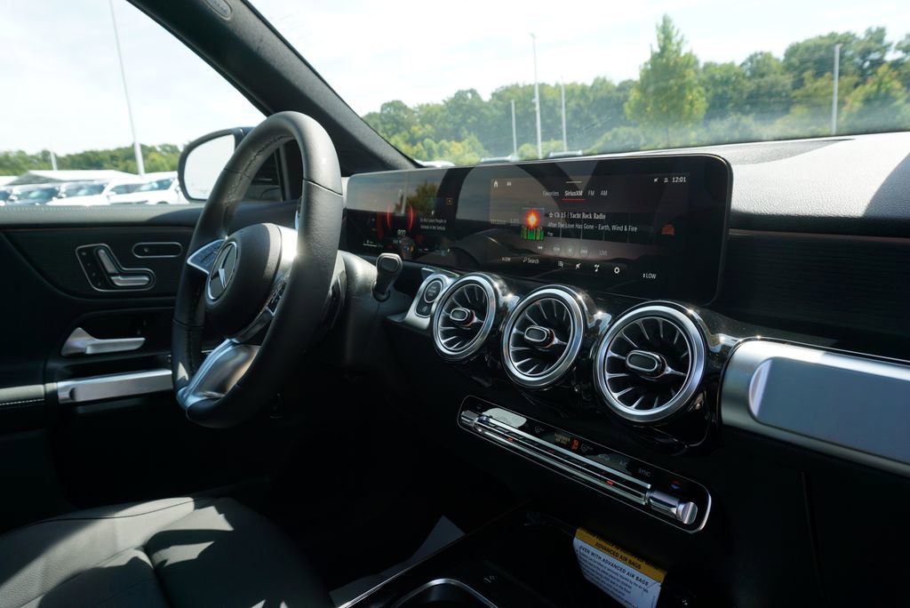 New 2025 Mercedes-Benz GLB 250 4MATIC image 66