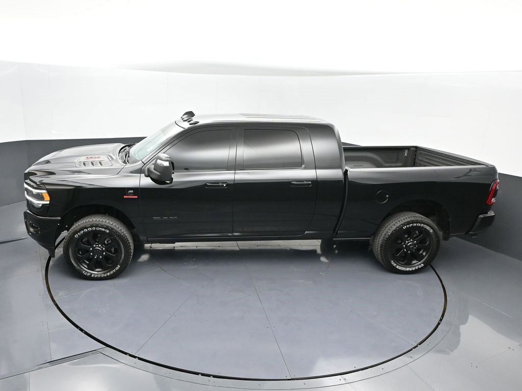 Used 2024 RAM 3500 Laramie w/ Night Edition image 38