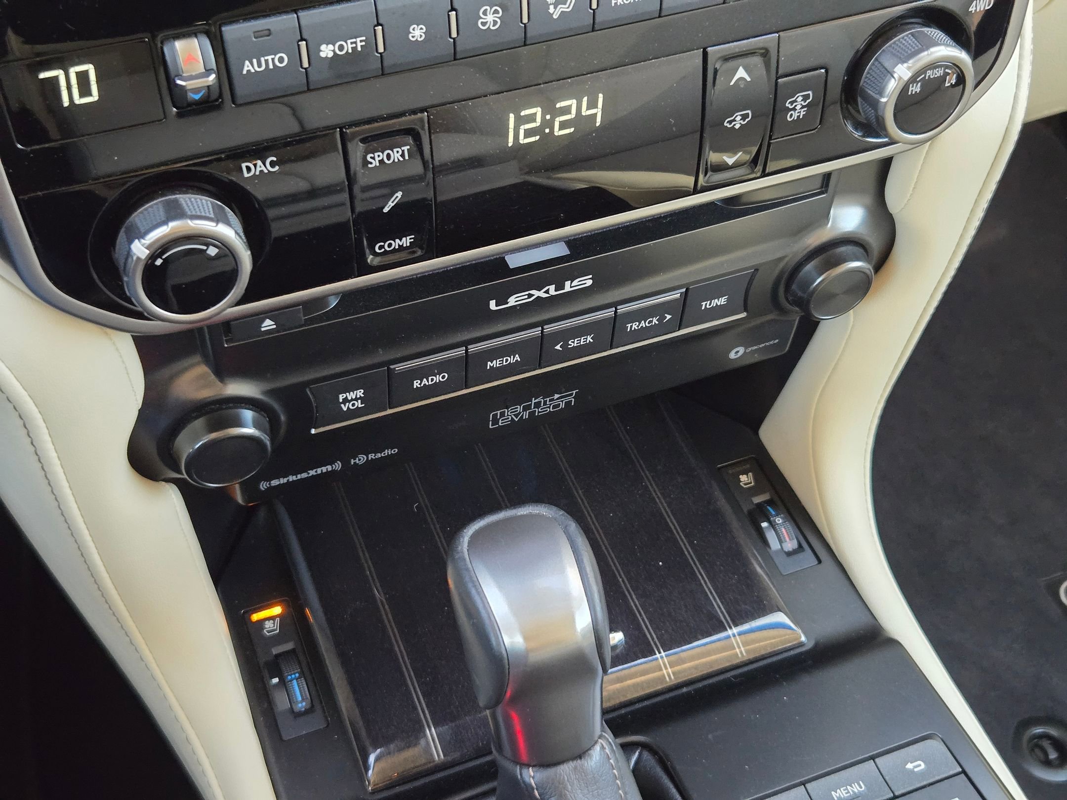 Used 2023 Lexus GX 460 Luxury image 21