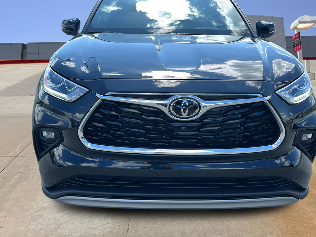 New 2026 Toyota Highlander Platinum AWD/4WD image 31
