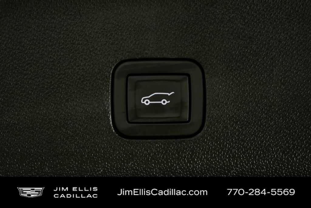 Certified 2024 Cadillac Escalade ESV Premium Luxury AWD/4WD image 35