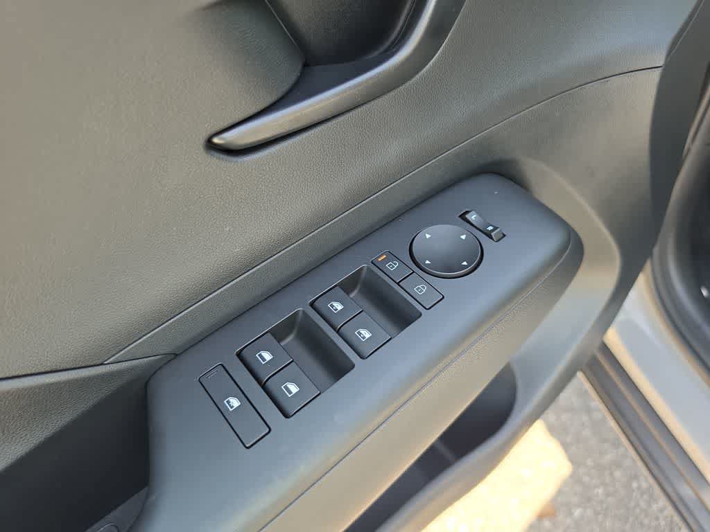 New 2027 Hyundai Kona SEL Sport FWD image 17