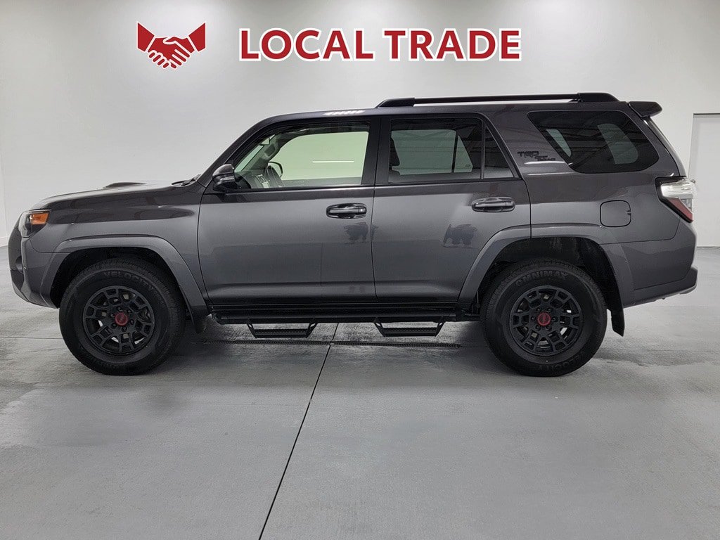 Certified 2022 Toyota 4Runner TRD Off-Road Premium w/ TRD Black Wheel Package (TMS) AWD/4WD image 5