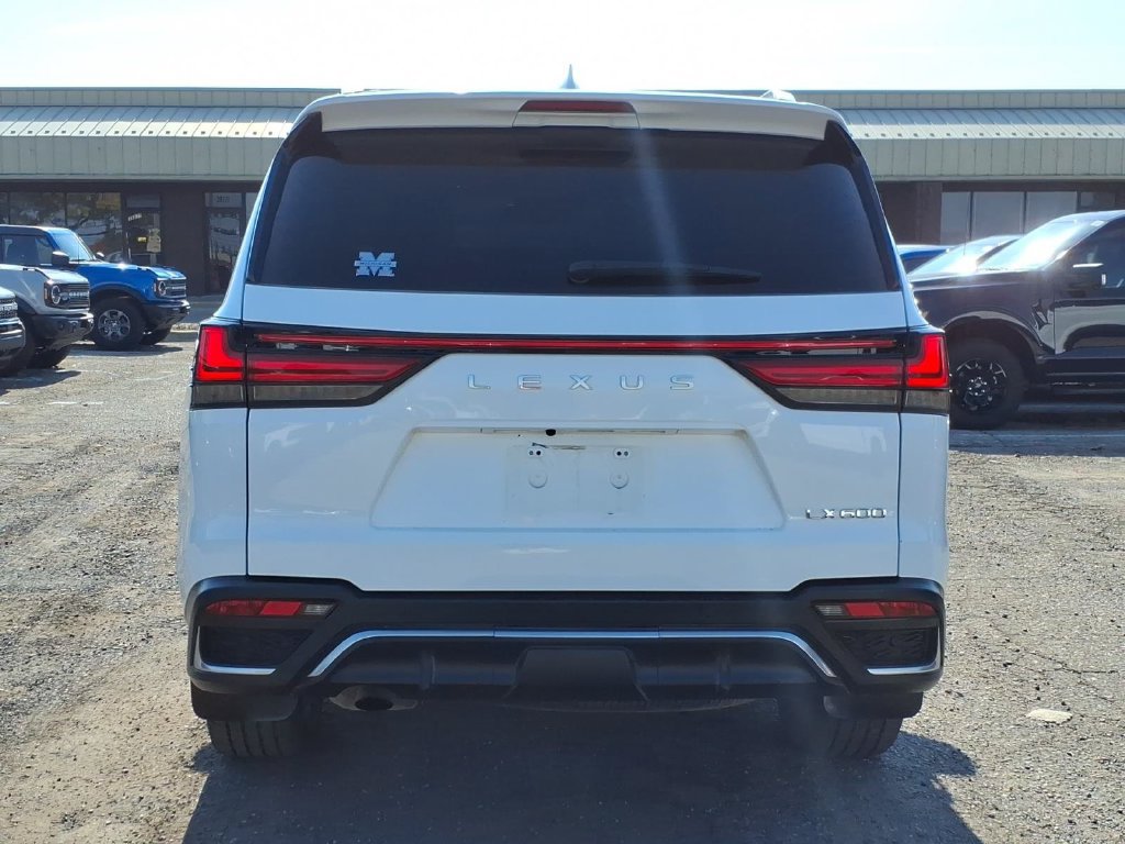 Used 2024 Lexus LX 600 F Sport AWD/4WD image 4