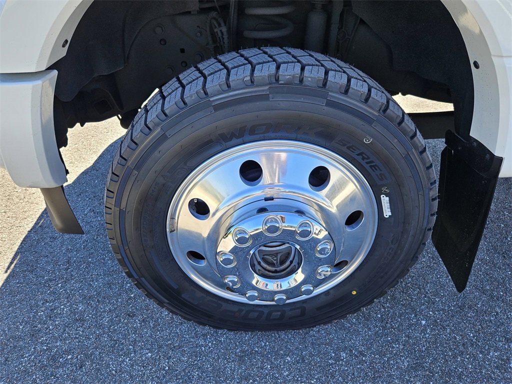 Used 2021 Ford F450 Platinum w/ FX4 Off-Road Package image 42