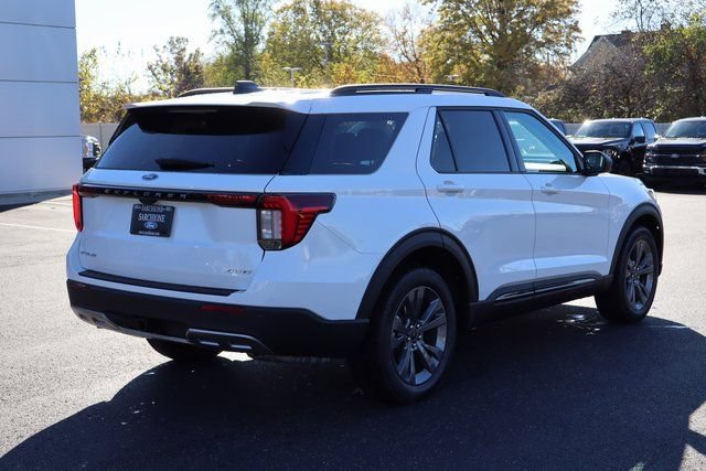 New 2026 Ford Explorer Active w/ Active Comfort Package AWD/4WD image 3