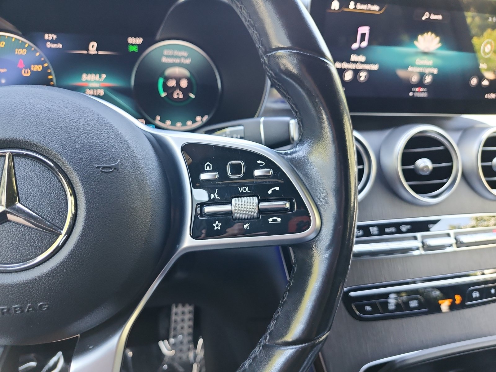 Used 2022 Mercedes-Benz GLC 300 4MATIC w/ AMG Line image 22