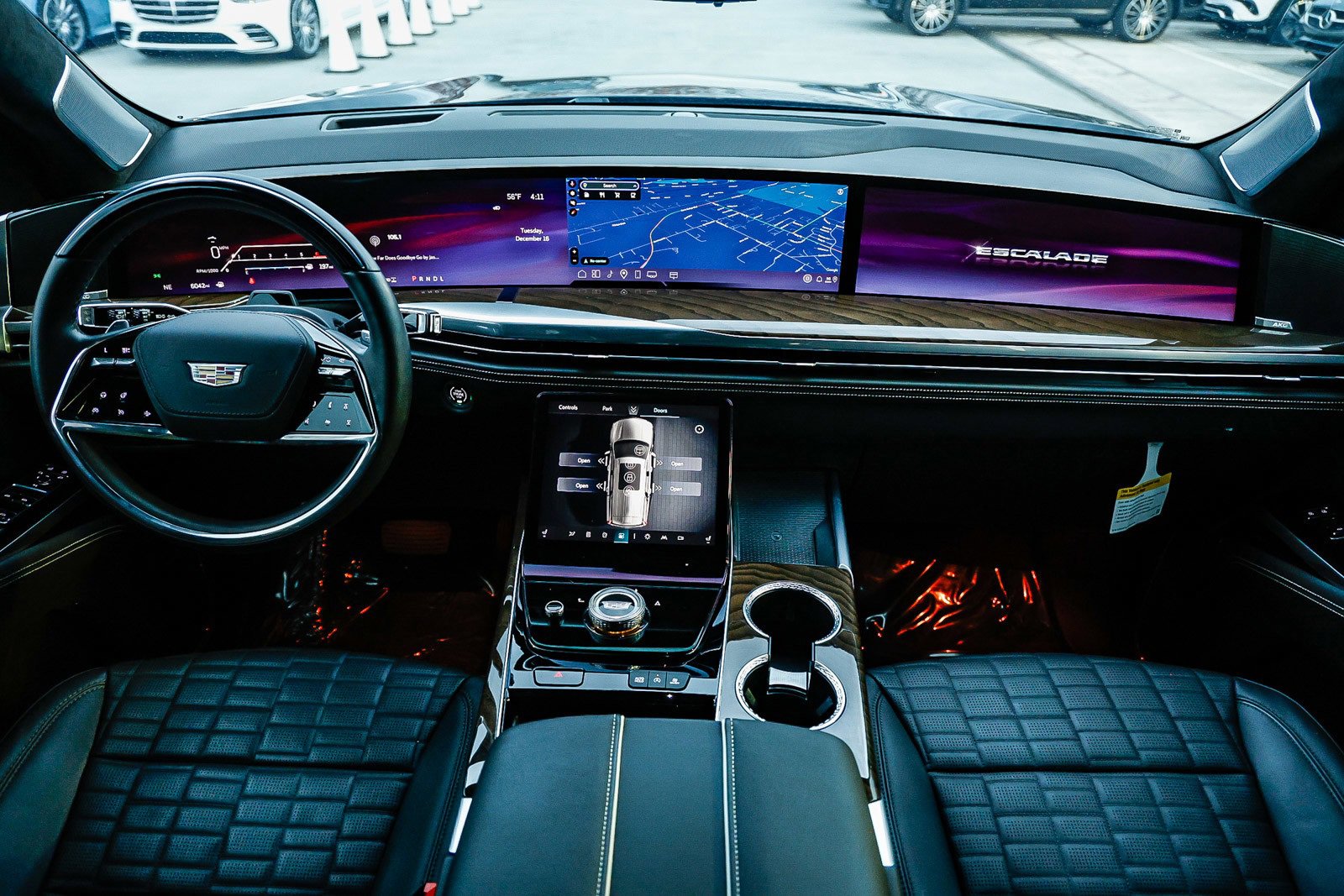 Used 2025 Cadillac Escalade Sport Platinum image 10