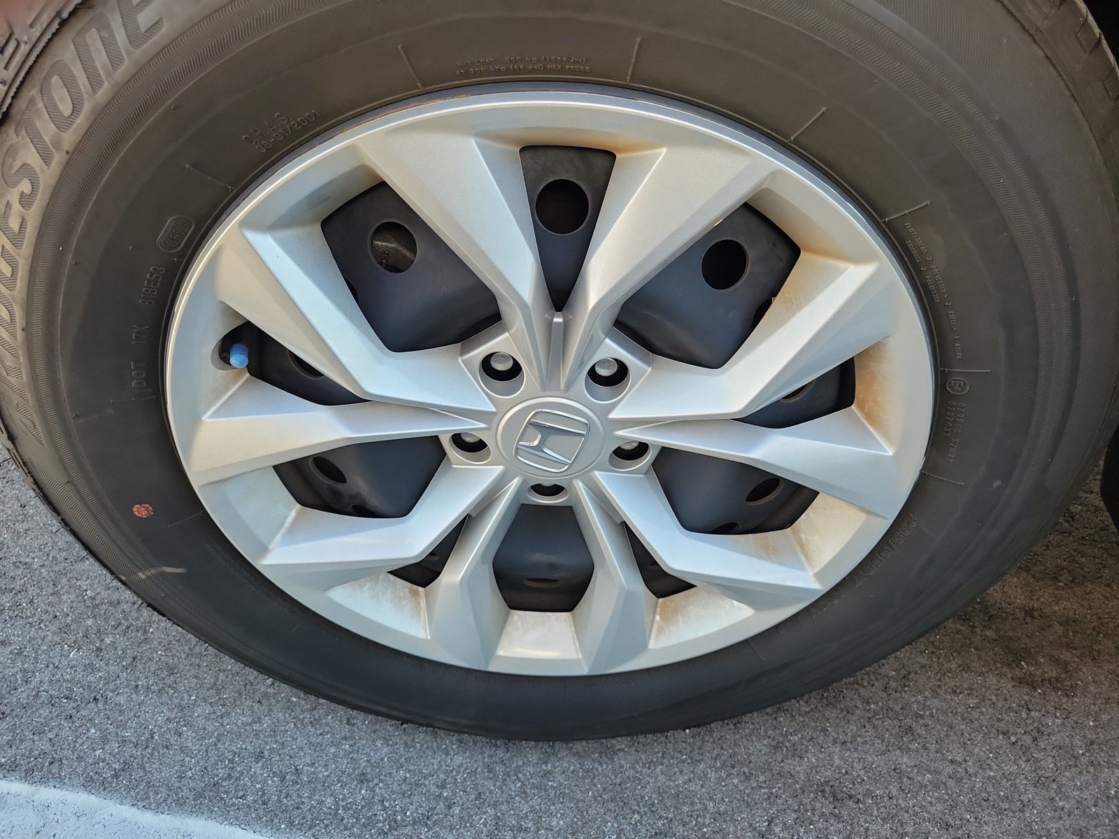 Used 2025 Honda CR-V LX image 6