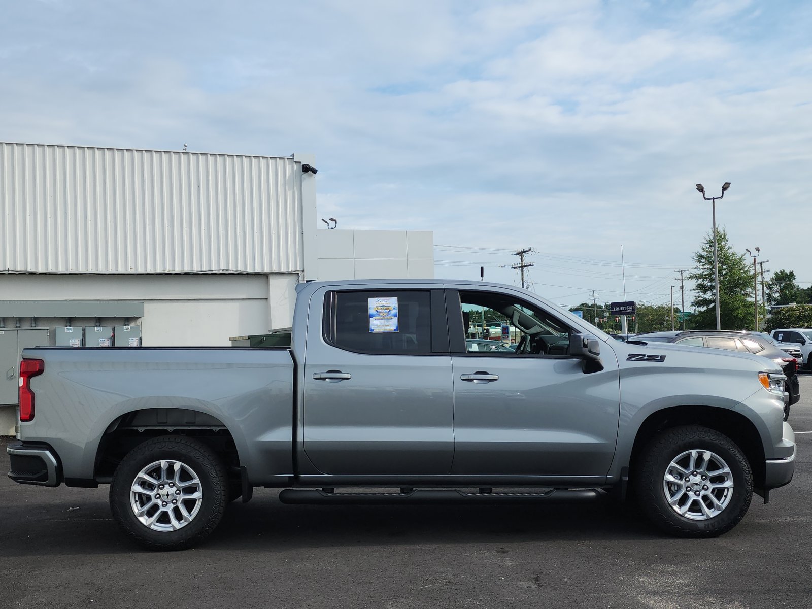 New 2026 Chevrolet Silverado 1500 RST w/ Z71 Off-Road Package AWD/4WD image 6