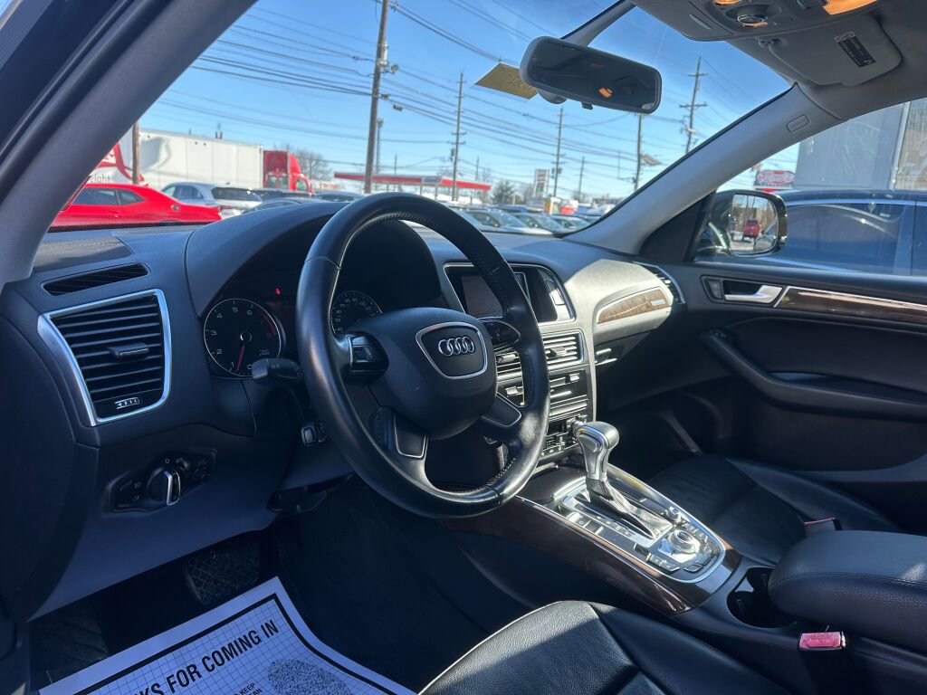 Used 2016 Audi Q5 2.0T Premium w/ Audi MMI Navigation Plus image 11