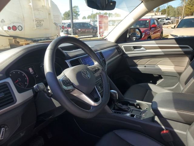 Used 2021 Volkswagen Atlas SE w/ Panoramic Sunroof Package image 18