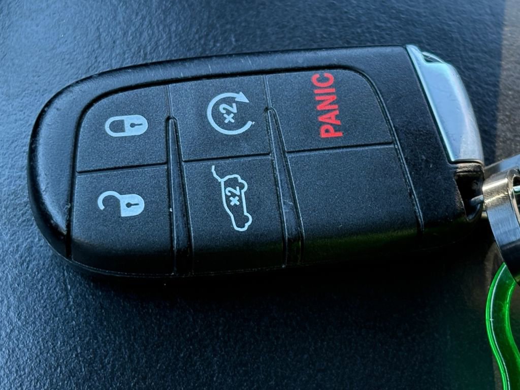 Used 2024 Dodge Durango GT image 30