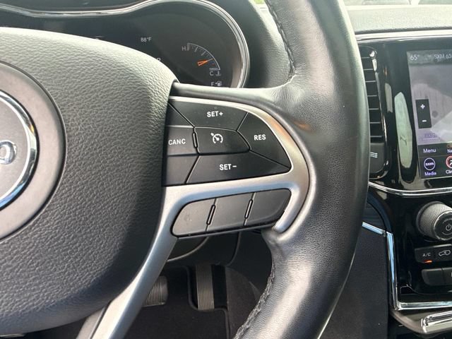 Used 2020 Jeep Grand Cherokee Limited RWD image 31