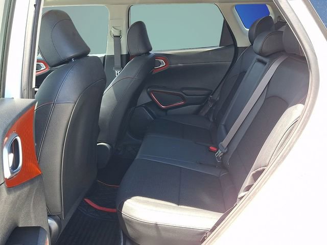 Used 2021 Kia Soul Turbo FWD image 7