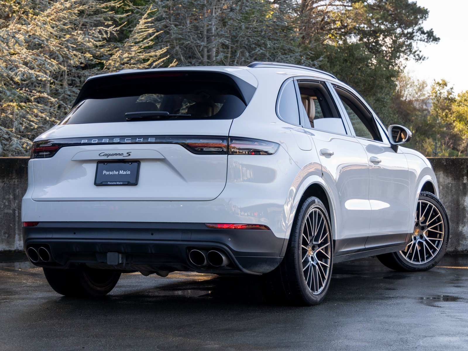 Certified 2023 Porsche Cayenne S image 11