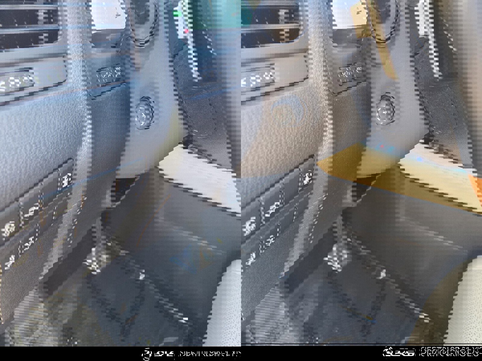 Certified 2021 Lexus RX 450h AWD w/ Premium Package image 17