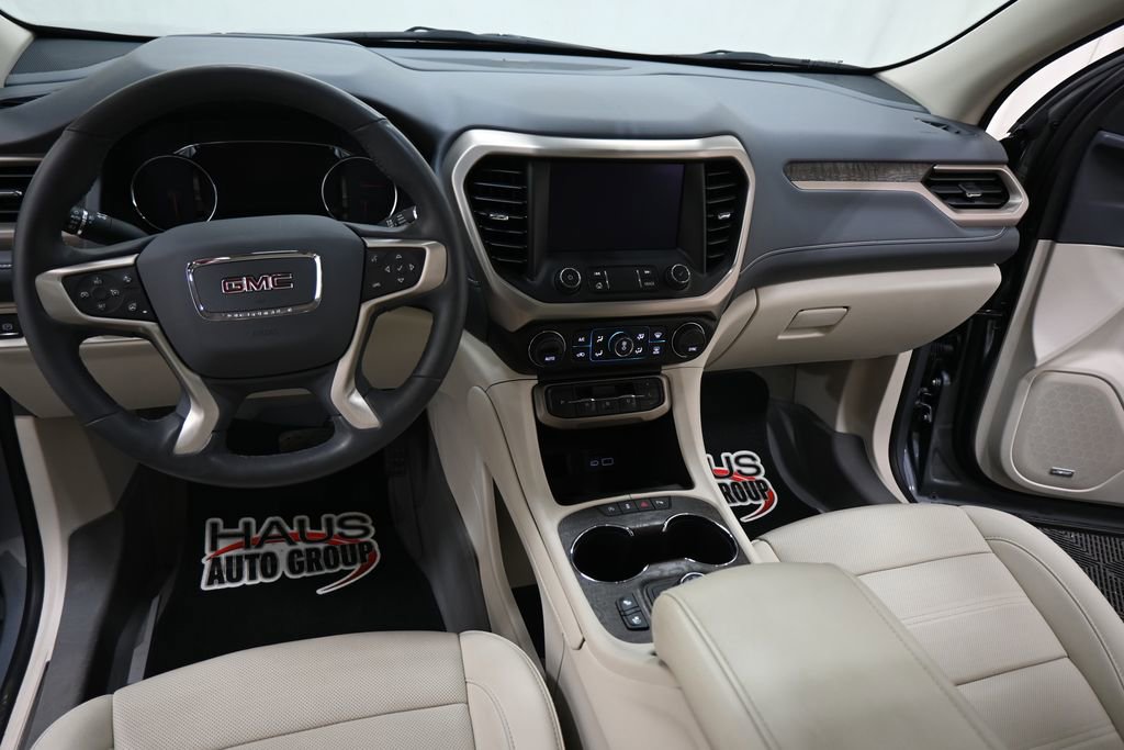 Used 2023 GMC Acadia Denali w/ Denali Technology Package image 5