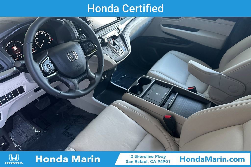 Certified 2025 Honda Odyssey EX-L image 13