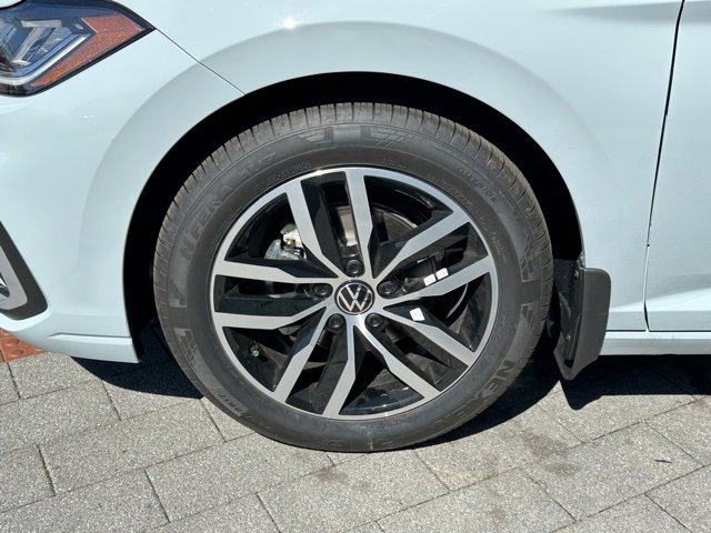 New 2026 Volkswagen Jetta SE image 9