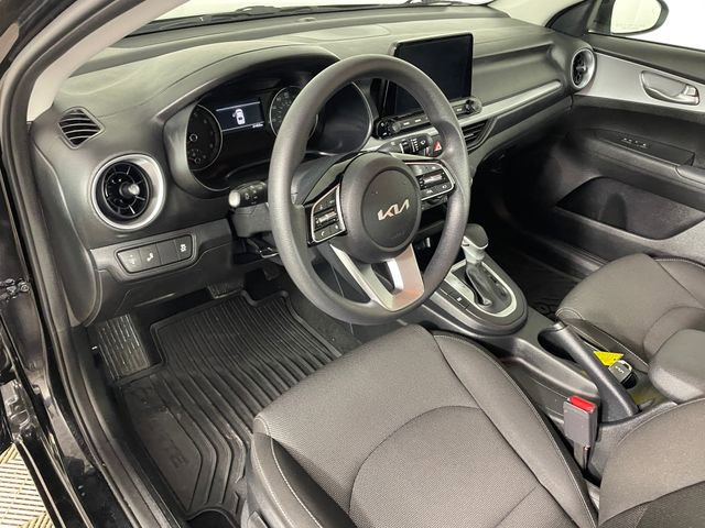 Certified 2024 Kia Forte LXS w/ LXS Technology Package image 3