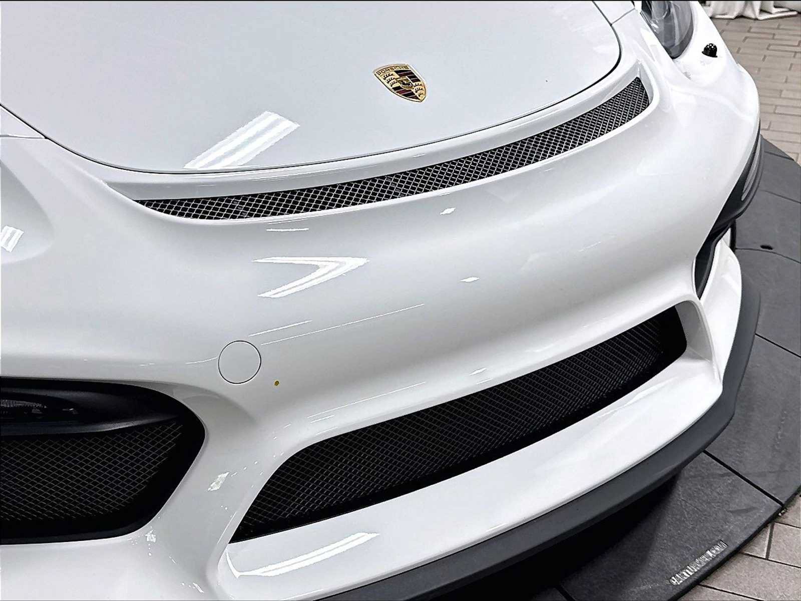Used 2016 Porsche Cayman GT4 RWD image 28