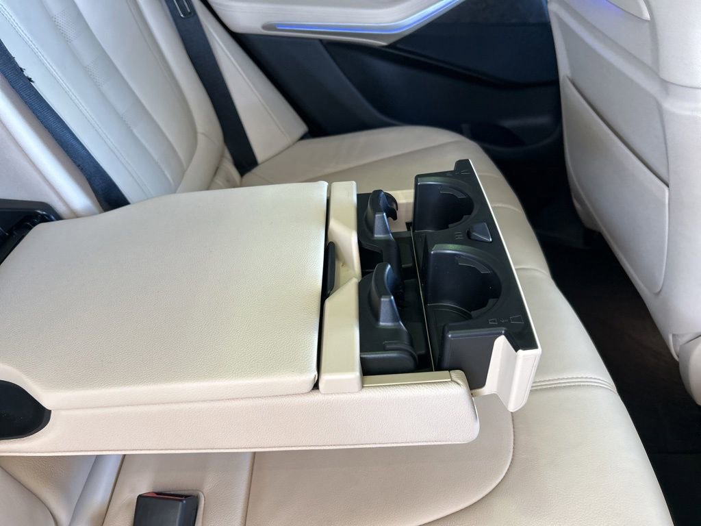 Used 2022 BMW X5 xDrive40i w/ M Sport Package image 32