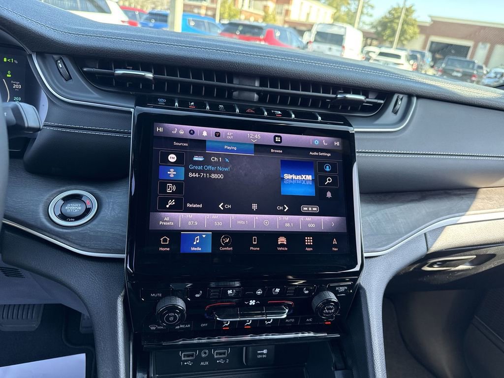 New 2025 Jeep Grand Cherokee Limited 4xe image 23