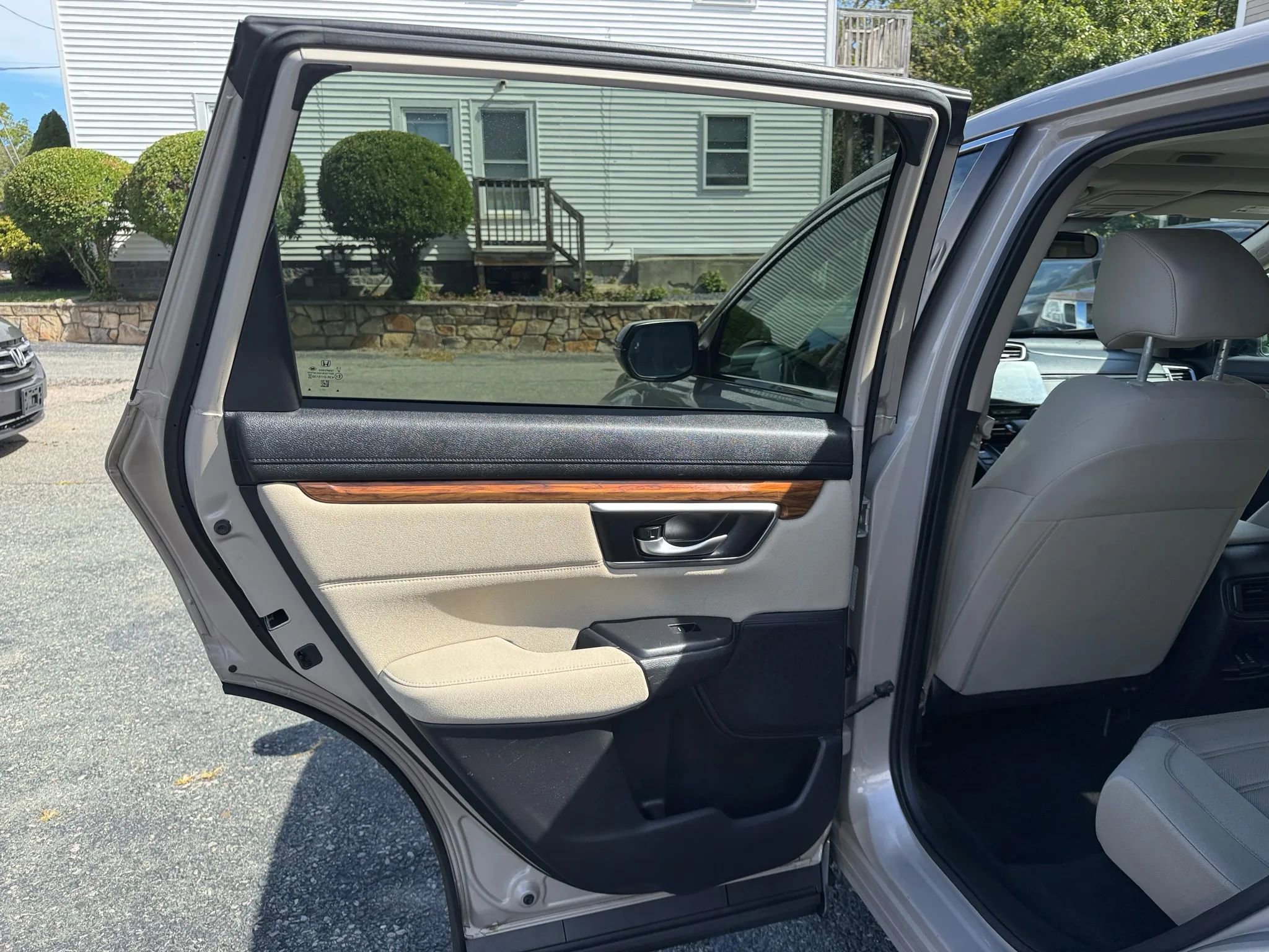 Used 2018 Honda CR-V EX image 18