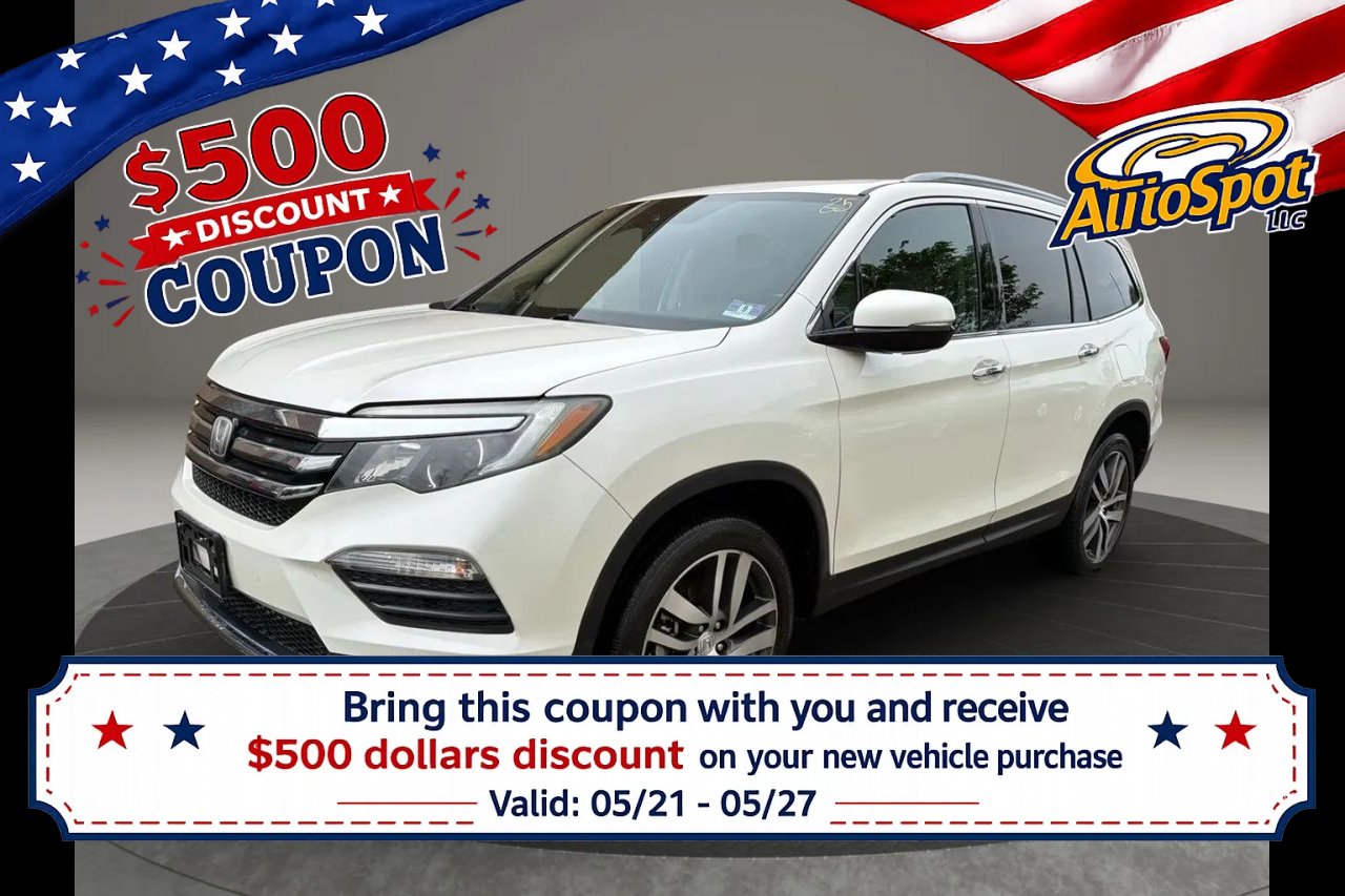 Used 2017 Honda Pilot Touring image 1