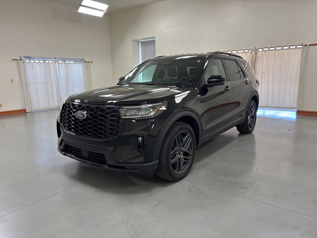 Used 2025 Ford Explorer ST-Line w/ Premium Package AWD/4WD image 4