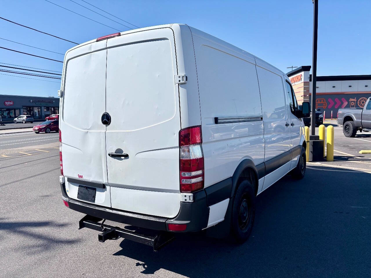 Used 2017 Mercedes-Benz Sprinter 2500 image 6