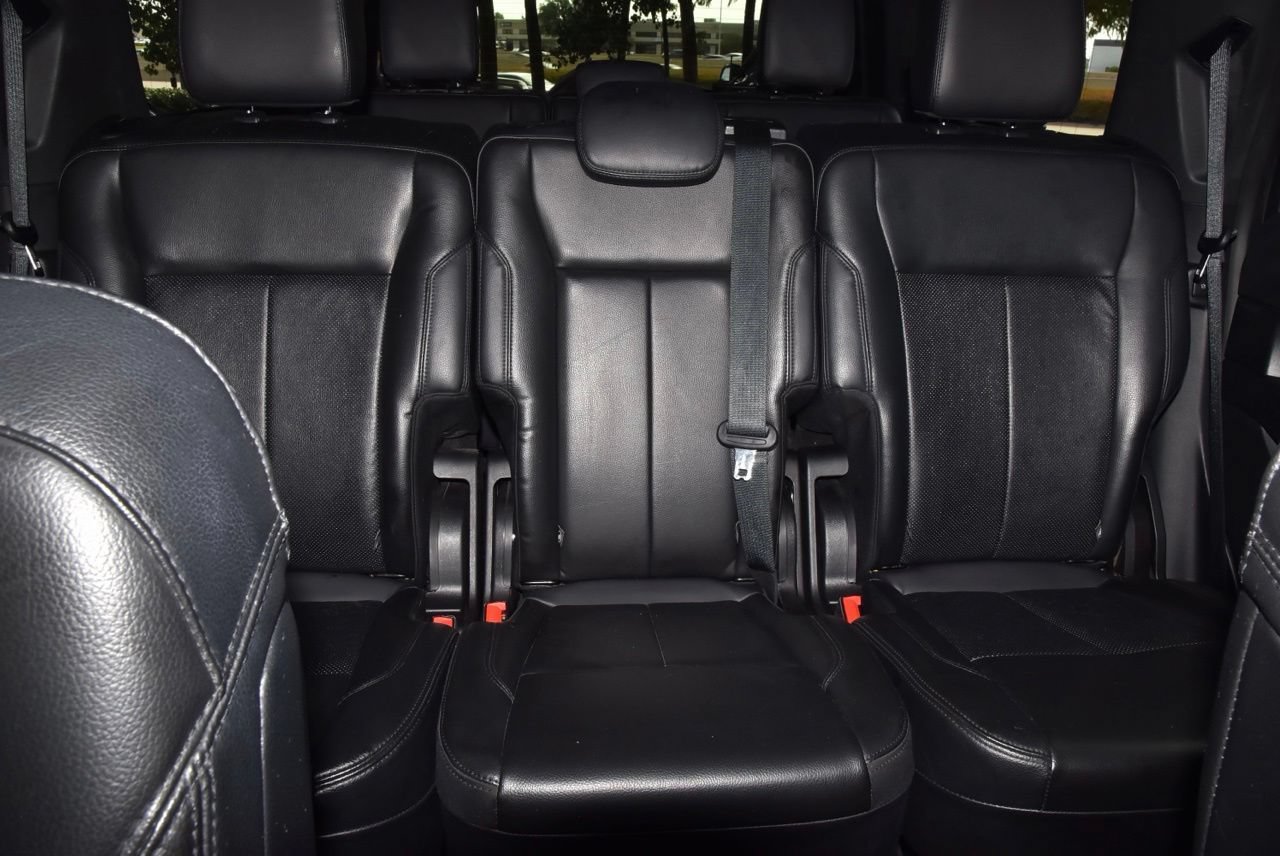 Used 2019 Ford Expedition XLT w/ Equipment Group 202A RWD image 21