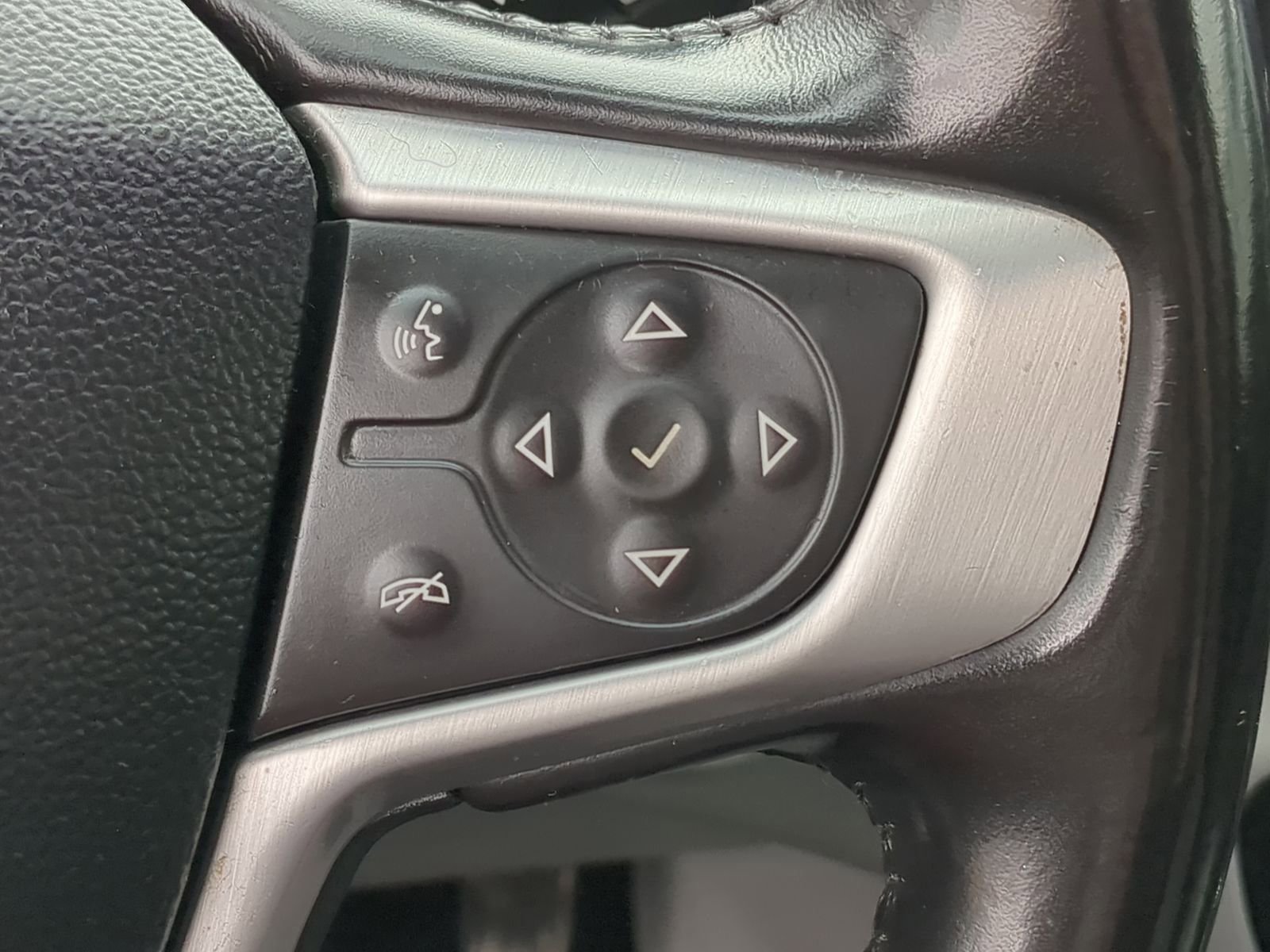 Used 2019 GMC Terrain SLE image 24