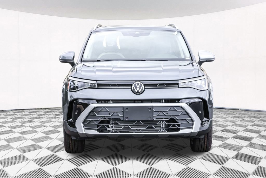 New 2025 Volkswagen Taos SE image 9